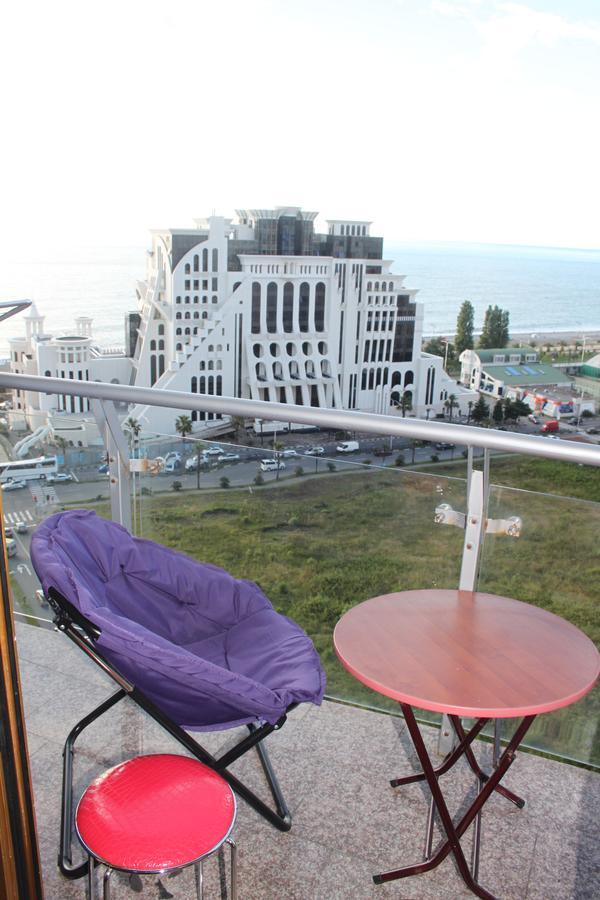 Aparthotel Orbi Plaza Tamara Batumi Exterior foto